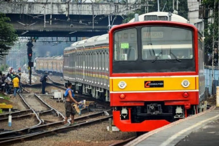 Berpotensi Timbulkan Konflik, Kebijakan Penghentian KRL Wajib Dikaji