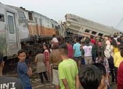 Kecelakaan kereta api Turangga dengan KA lokal Bandung Raya di Cicalengka