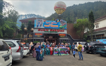 Harga Tiket masuk Bukit Sekipan lereng Gunung Lawu